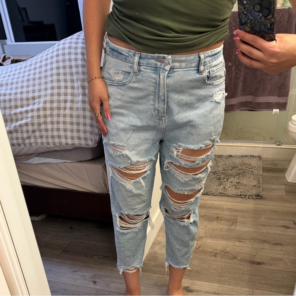 American Eagle Ripped Denim Jeans